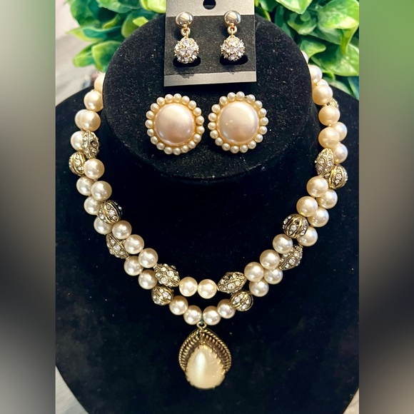 π₯ VINTAGE 3 PIECE SET-GORGEOUS PEARL AND DIAMOND CRYSTAL ELEGANT CLASSICπ₯ - Picture 10 of 12